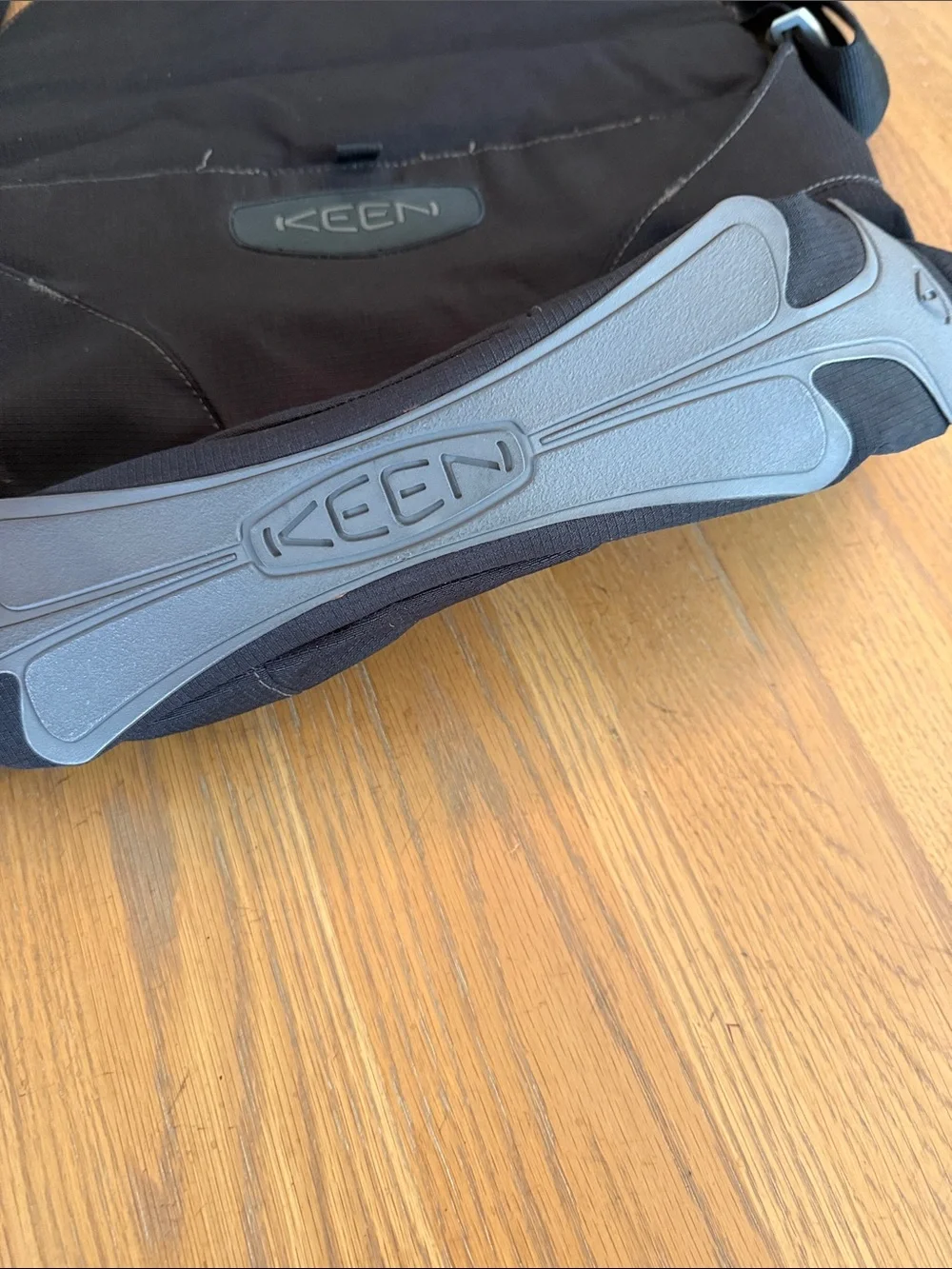 Keen Black Nylon Crossbody Messenger Bag with Adjustable Strap